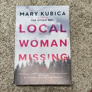 Local Woman Missing Book by Mary Kubica